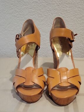 Michael Kors Tan Leather Wedge Sandals with Ankle Strap Size 6M